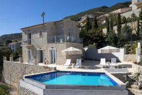 Villa Thea Mare Maistro by PosarelliVillas